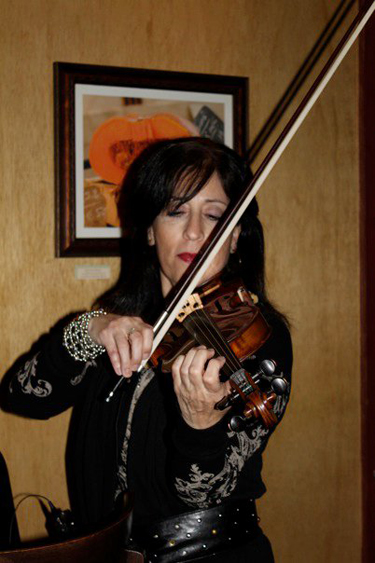 Violinist Mary 4